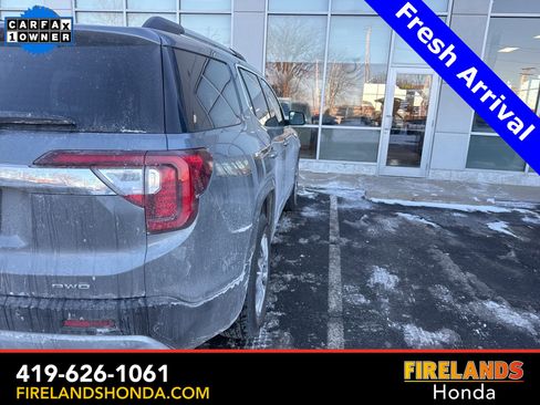 Used 2021 GMC Acadia SLT w/ Trailering Package image 6