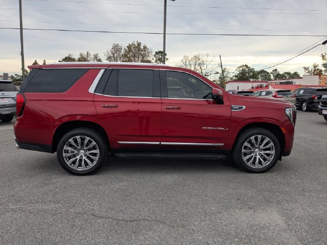 Used 2022 GMC Yukon Denali AWD/4WD image 3
