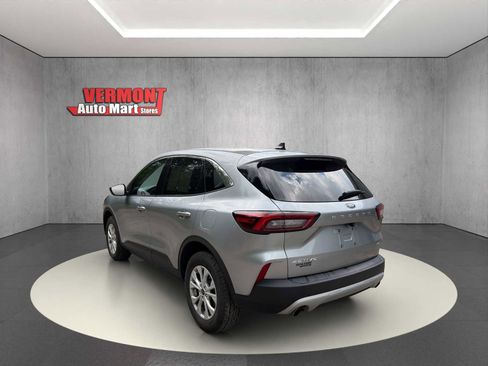 Used 2024 Ford Escape Active AWD/4WD image 6
