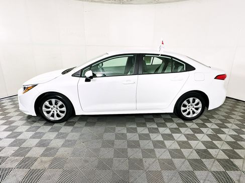 Certified 2023 Toyota Corolla LE FWD image 6