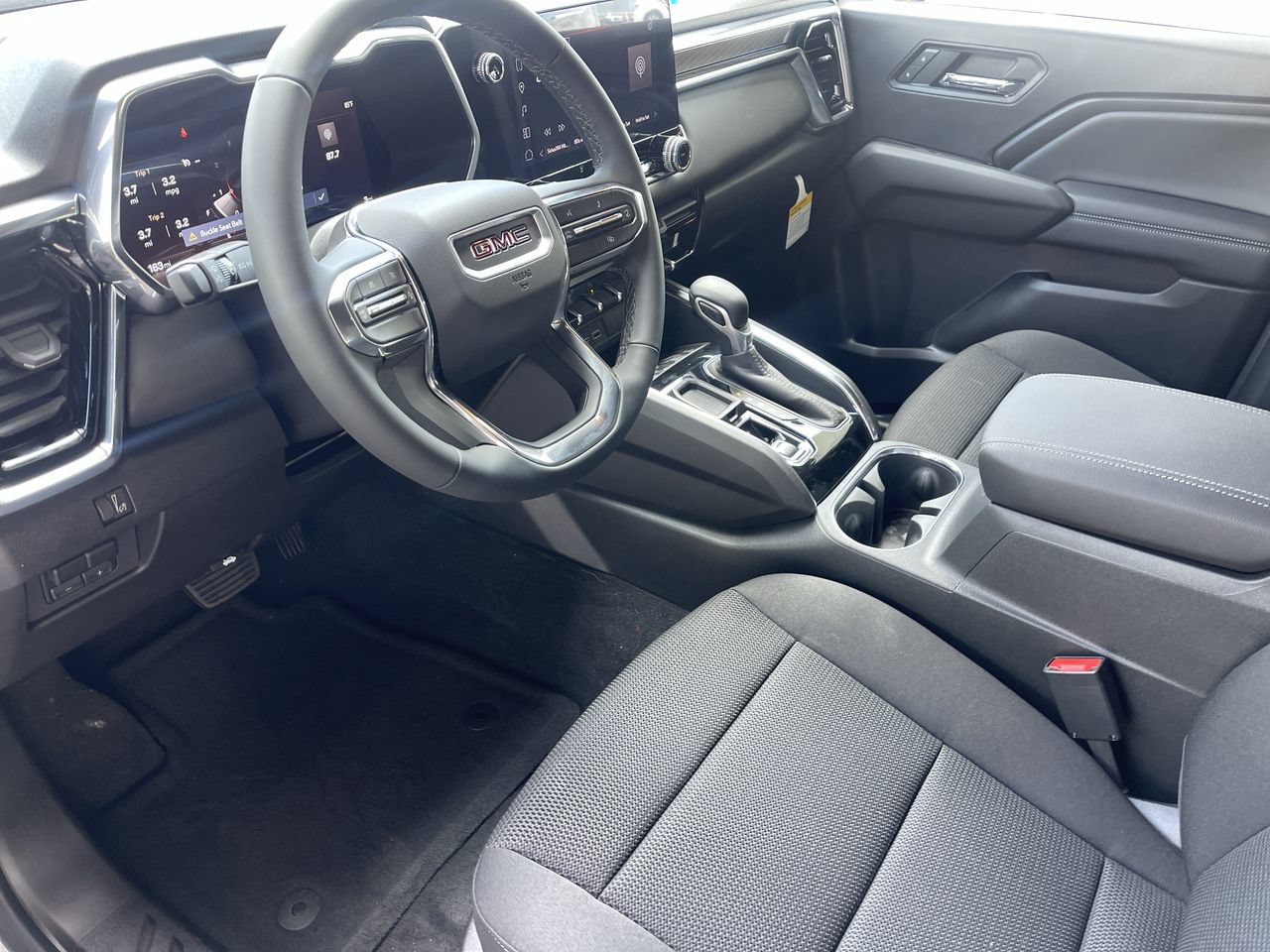 New 2026 GMC Canyon Elevation RWD image 10