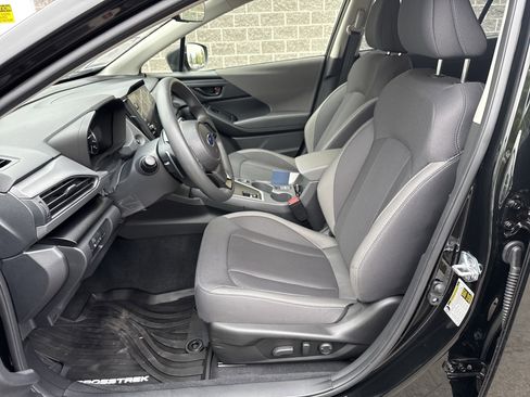 Used 2025 Subaru Crosstrek 2.0i Premium image 15