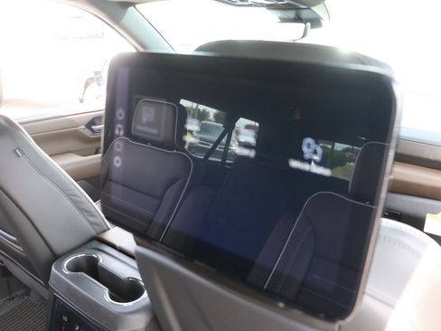 New 2026 GMC Yukon XL Denali Ultimate AWD/4WD image 33