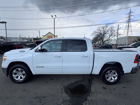 Used 2023 RAM 1500 Laramie AWD/4WD image 4