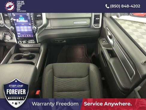 Used 2025 RAM 1500 Big Horn AWD/4WD image 15