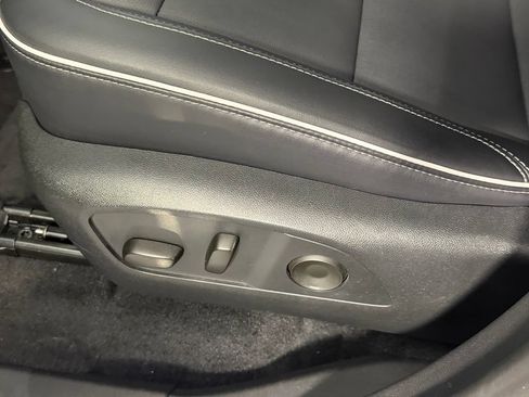 Used 2026 Buick Enclave Preferred FWD image 24