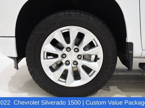 Used 2022 Chevrolet Silverado 1500 Custom image 6