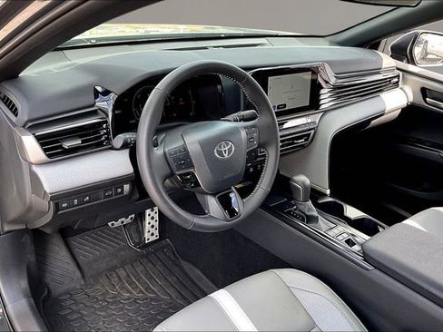Used 2026 Toyota Camry SE image 14