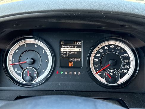 Used 2018 RAM 1500 Express RWD image 12