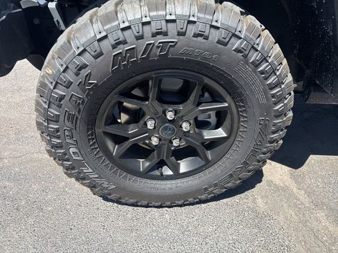 Used 2025 Jeep Wrangler Unlimited Sport S 4xe AWD/4WD image 11