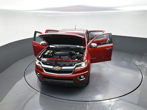 Used 2015 Chevrolet Colorado LT w/ Luxury Package image 12