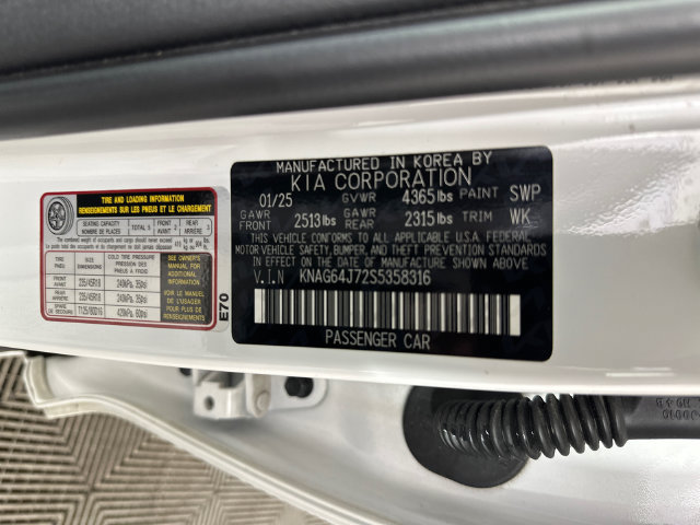 Used 2025 Kia K5 GT-Line w/ GT-Line Premium Package FWD image 39