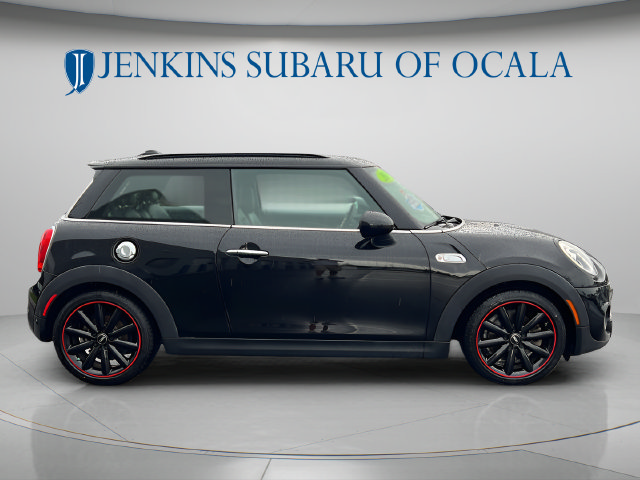 Used 2017 MINI Cooper S FWD image 2