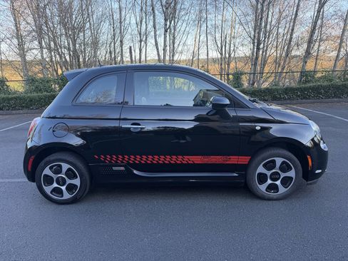 Used 2016 FIAT 500 e image 4
