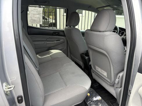 Used 2014 Toyota Tacoma 2WD Double Cab w/ Convenience Package image 22