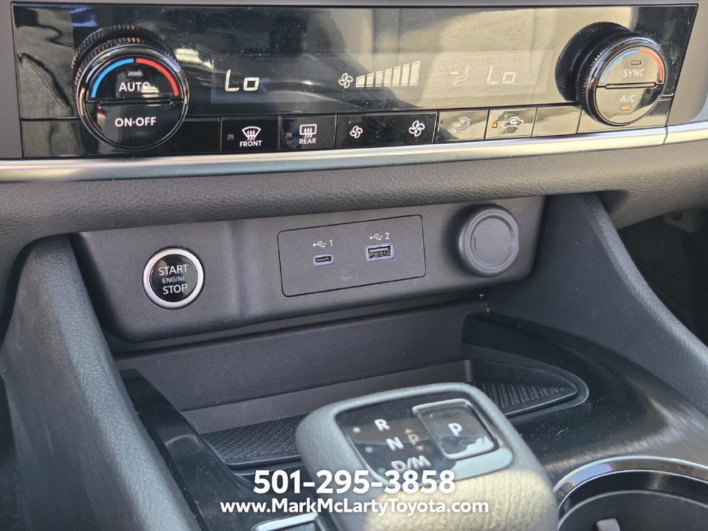 Used 2023 Nissan Rogue SV FWD image 19