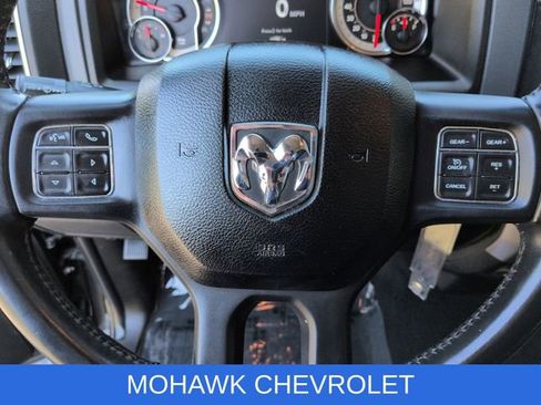 Used 2019 RAM 1500 Classic SLT w/ Luxury Group AWD/4WD image 12