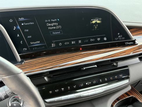 Used 2021 Cadillac Escalade Premium Luxury w/ Driver Assist Tech Package image 26