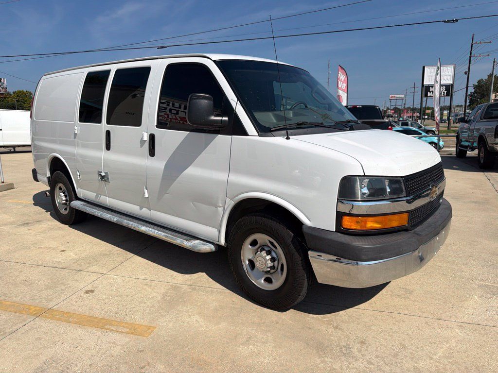 Used 2019 Chevrolet Express 2500 w/ Driver Convenience Package RWD image 8