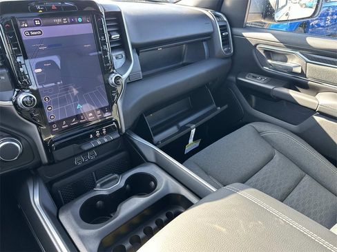 New 2026 RAM 1500 4x4 Crew Cab image 18