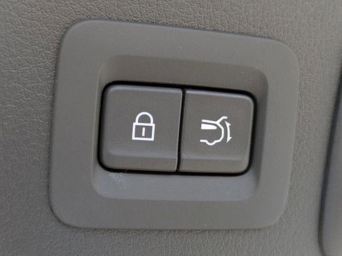 Certified 2025 MAZDA CX-90 3.3 Turbo w/ Select Package image 23