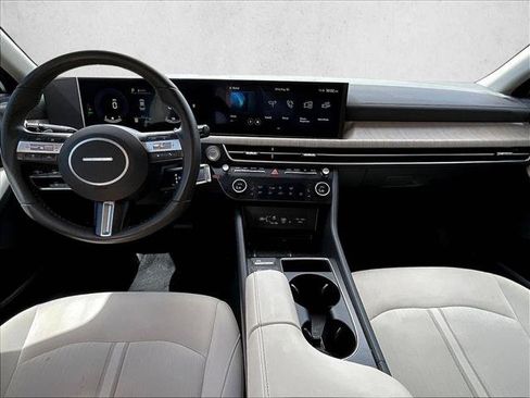 Used 2024 Hyundai Sonata SEL FWD image 12