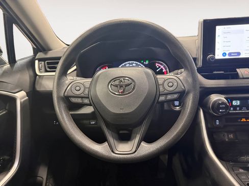 Used 2023 Toyota RAV4 XLE w/ Convenience Package FWD image 13