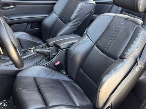 Used 2013 BMW M3 Convertible RWD image 19
