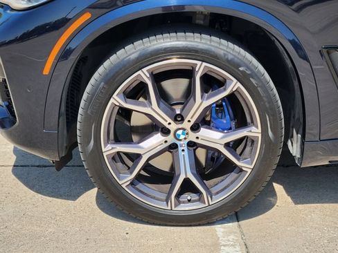 Used 2022 BMW X5 sDrive40i w/ M Sport Package RWD image 10