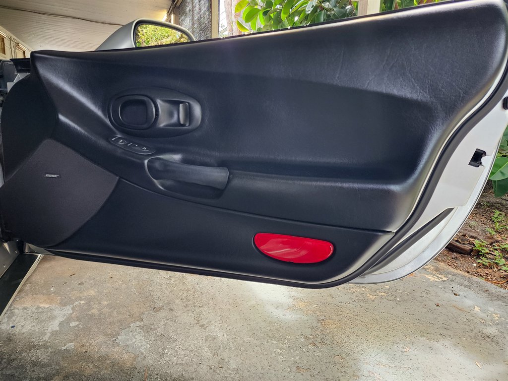 Used 1999 Chevrolet Corvette Convertible w/ Memory Pkg RWD image 26