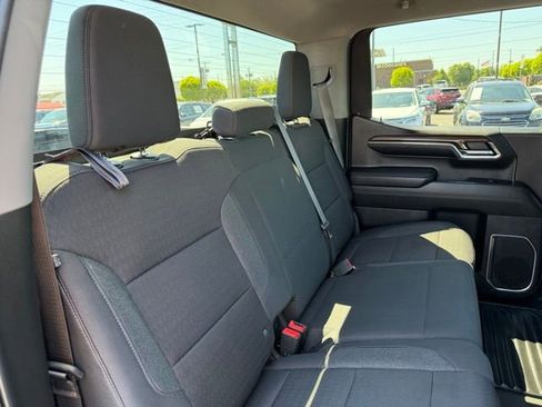 Used 2024 Chevrolet Silverado 1500 LT AWD/4WD image 13