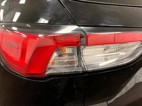 Used 2022 Ford Escape SE w/ Convenience Package image 28