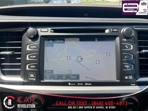 Used 2017 Toyota Highlander Limited w/ Protection Package #3 AWD/4WD image 15