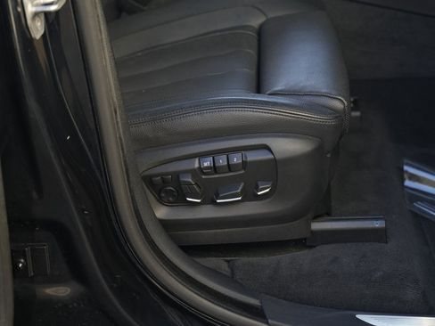 Used 2017 BMW X5 xDrive50i image 36
