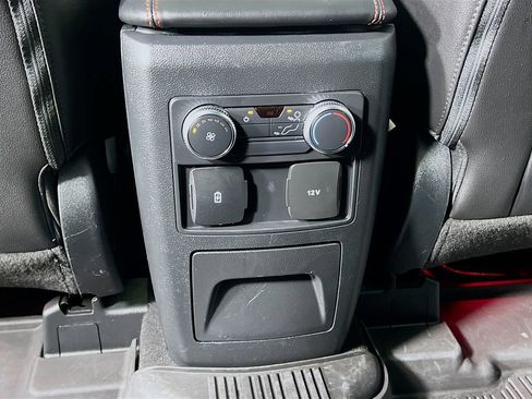 Used 2022 Ford Explorer ST-Line w/ Class IV Trailer Tow Package image 31