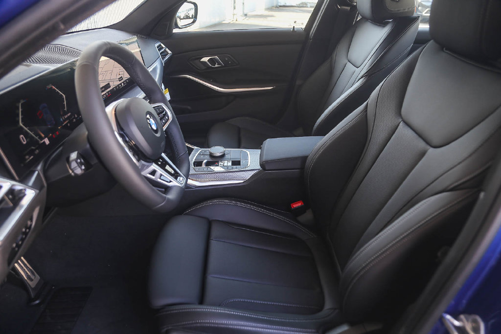 Used 2026 BMW 330i Sedan w/ M Sport Package RWD image 14