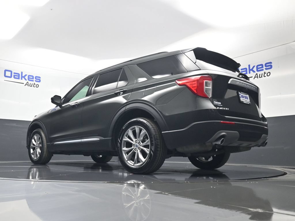 Used 2023 Ford Explorer Limited AWD/4WD image 43