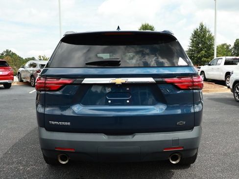 Used 2023 Chevrolet Traverse LS FWD image 6