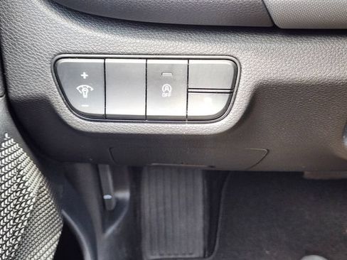 Certified 2024 Kia Seltos LX AWD/4WD image 22