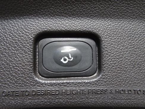 Used 2015 Ford Explorer AWD XLT w/ Equipment Group 202A image 39