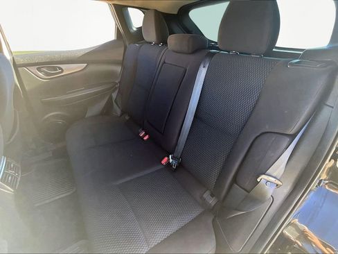 Used 2022 Nissan Rogue Sport S FWD image 25
