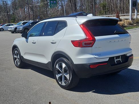 Used 2026 Volvo XC40 B5 Plus w/ Protection Package Premier AWD/4WD image 25