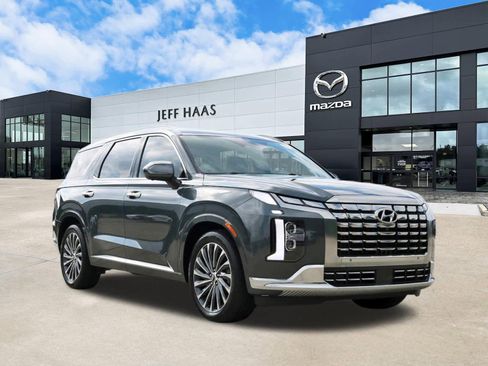 Used 2023 Hyundai Palisade Calligraphy AWD/4WD image 4