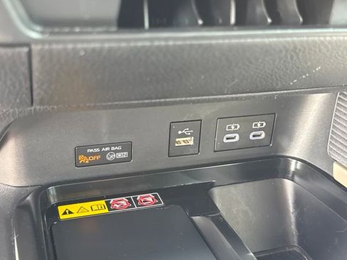 Used 2025 Toyota Camry SE FWD image 26