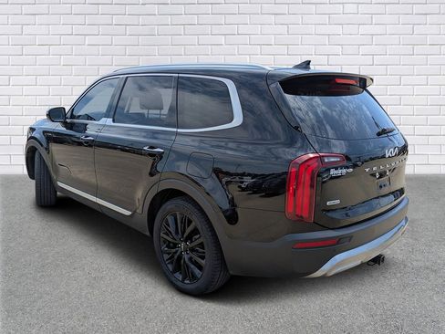 Used 2022 Kia Telluride SX w/ SX Prestige Package image 3