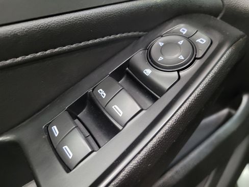 Used 2023 Chevrolet Traverse LT AWD/4WD image 27