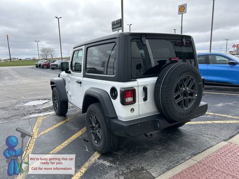 Used 2024 Jeep Wrangler Sport S image 3