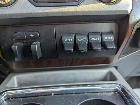 Used 2014 Ford F350 Lariat w/ Lariat Ultimate Package image 26