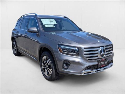 New 2026 Mercedes-Benz GLB 250 4MATIC image 6