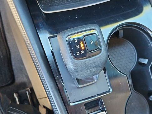 Used 2021 Nissan Rogue Platinum image 29